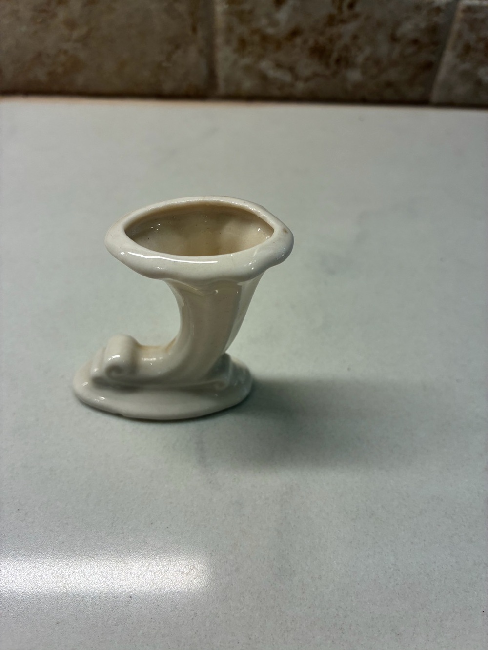 Cream Ceramic Cornucopia Bud Vase - Unbranded